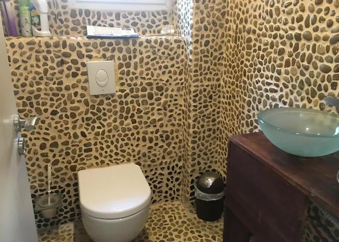 Mayanne Les Pins ז'ואן-לה-פינס