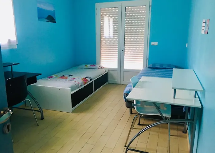 Mayanne Les Pins ז'ואן-לה-פינס